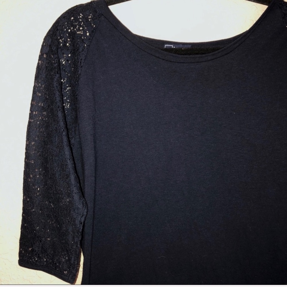 Black Short Sleeve Top Small - Picture 2 of 5